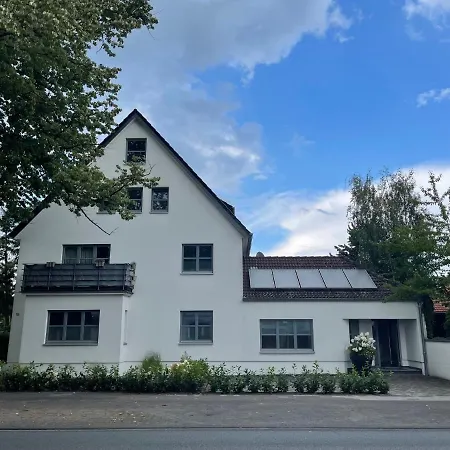 Lichtdurchflutetes Design - - 90 Qm アパート ギュータースロー