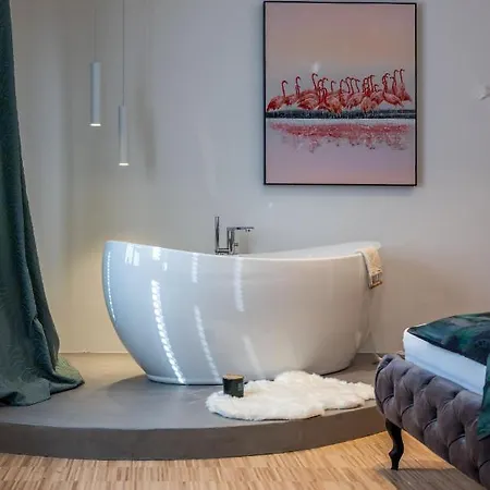 Lichtdurchflutetes Design - - 90 Qm ギュータースロー