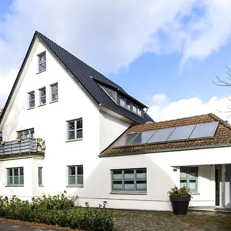 Lichtdurchflutetes Design - - 90 Qm *