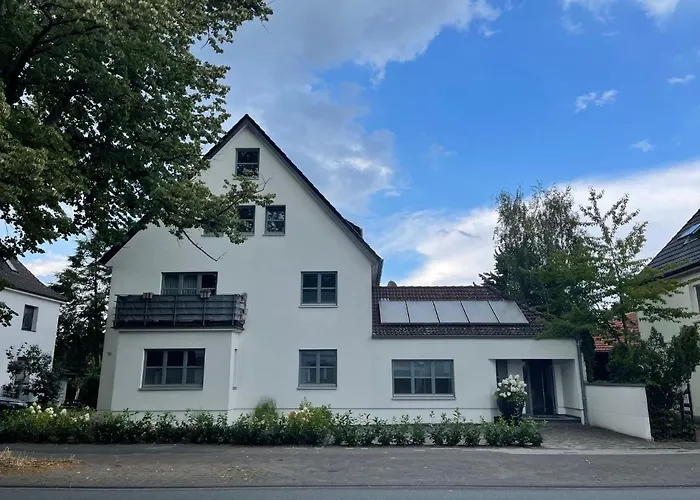 Lichtdurchflutetes Design - - 90 Qm Appartement Gütersloh