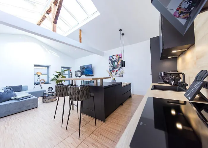 Appartement Lichtdurchflutetes Design - - 90 Qm